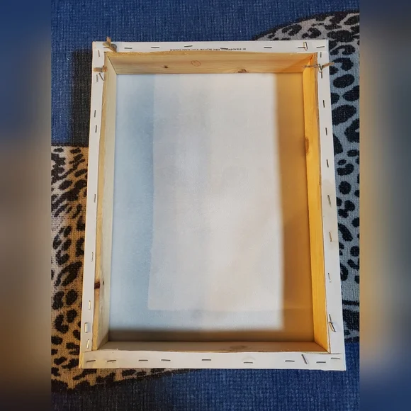 Susan Windsor Tabby cat with flower crown - Picture 5 of 7